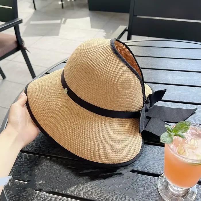 Chapeau de soleil pour femme à visière large en paille