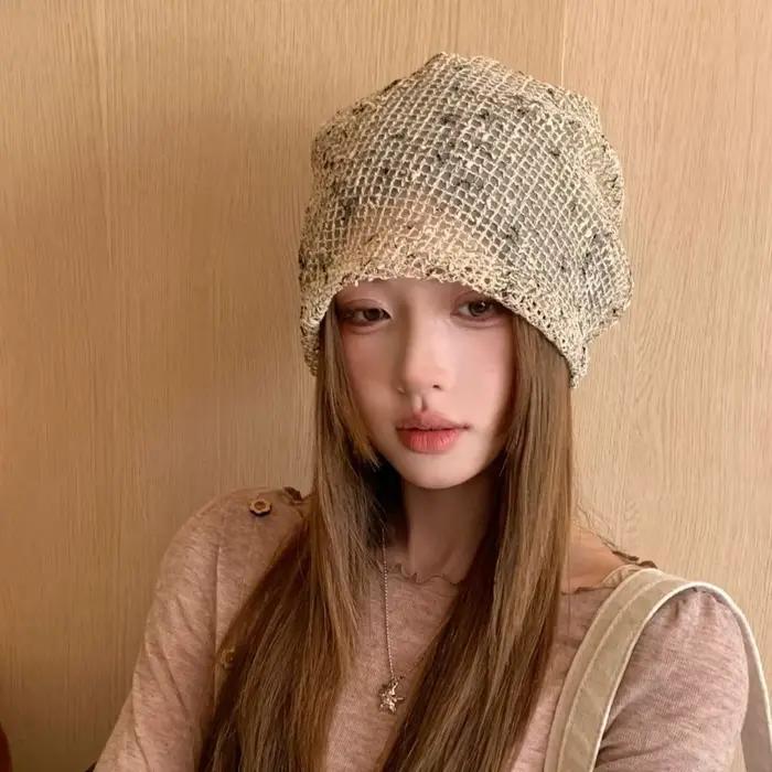 Bonnet en maille style bohème décontracté fait main finement tricoté style ethnique pour filles occasions spéciales ``` 此版本遵循了所有的格式要求,并且没有添加任何非列表中的特性或细节。同时,它也确保了描述中不会提及价格、产地等信息。