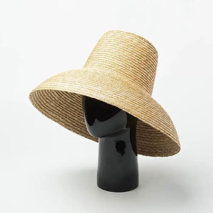 Chapeau de soleil en forme de lampe pour femme