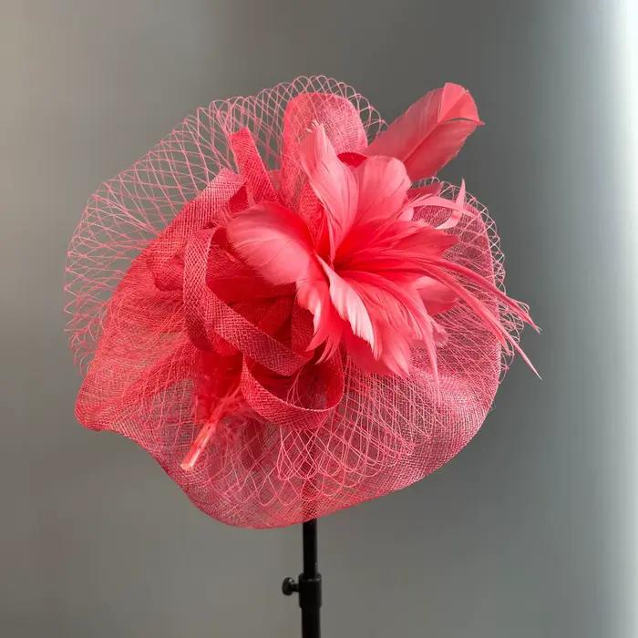 Chapeau fascinateur femme élégant bandeau fleuri plumes pour mariage goûters courses de chevaux garden-parties cocktails