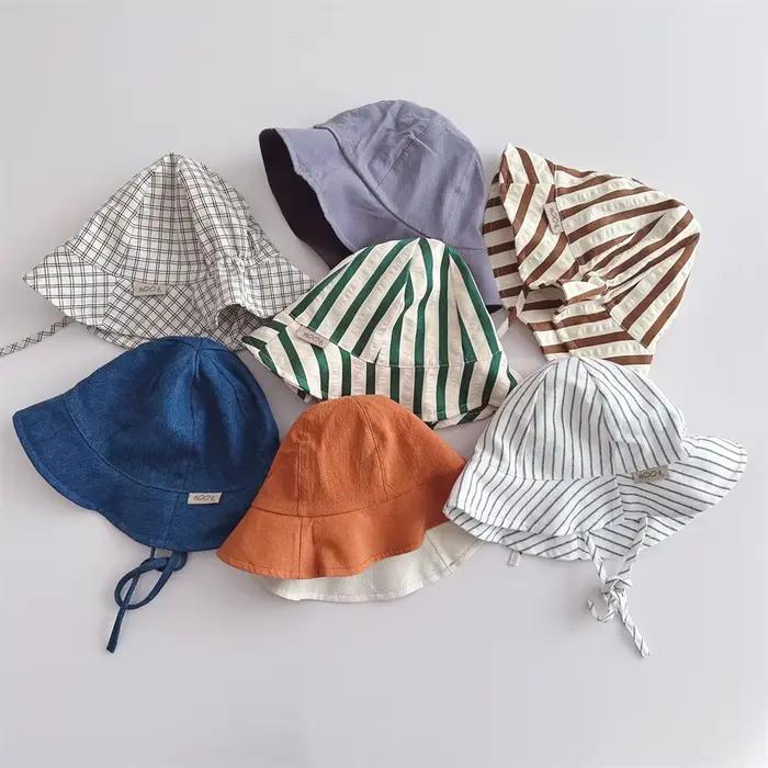 Casquette de poisson à laçage rayé pour enfants