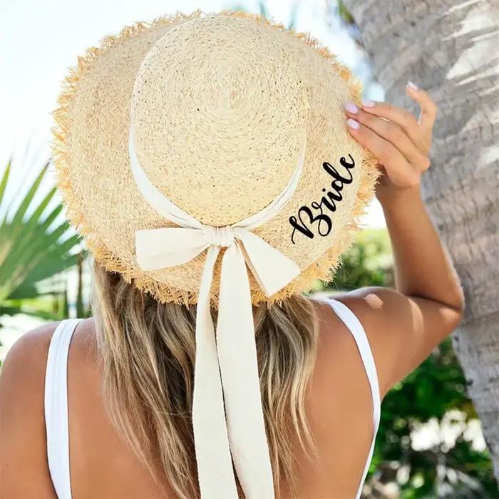 Chapeau de soleil disquette en paille pour mariée