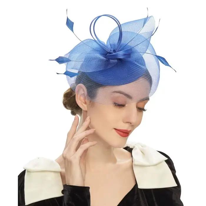 Chapeau Fascinator Vintage en Plumes et Résille