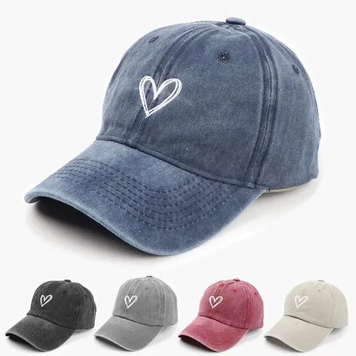 Casquette de baseball brodée de cœur de pêche, chapeau délavé en coton pour femmes et hommes, protection solaire pour extérieur, style sport, pour couple et occasions spéciales