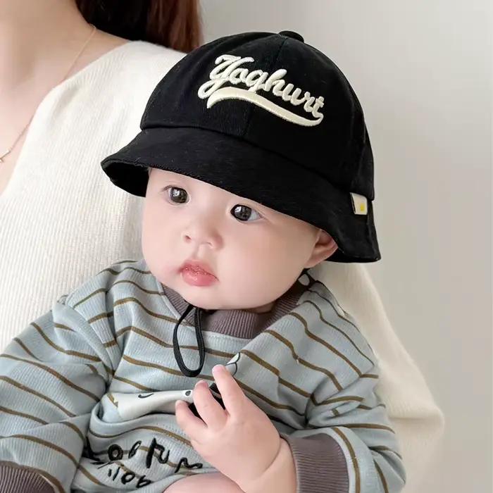 Chapeau brodé Alphabet pour bébé, chapeau de pêcheur en coton et polyester, pare-soleil élégant pour enfants de 1 à 3 ans, pour sorties printanières et automnales