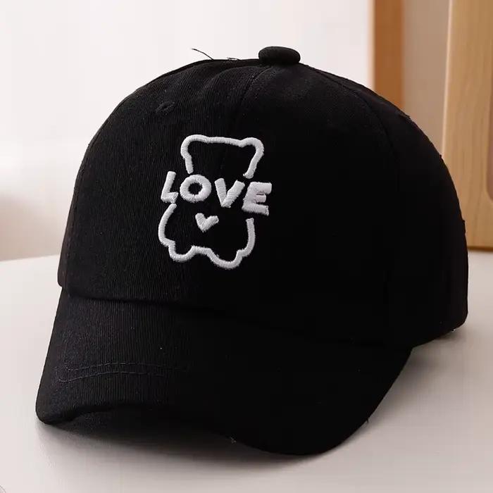 Chapeau de baseball à broder LOVE en style simple et mignon