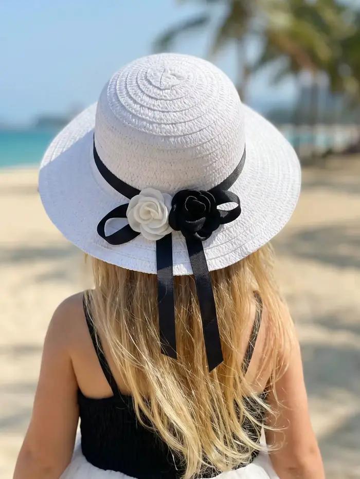 Chapeau de paille blanc orné de fleurs noires et blanches pour filles de 3 à 8 ans pour les vacances à la plage et les activités estivales en plein air