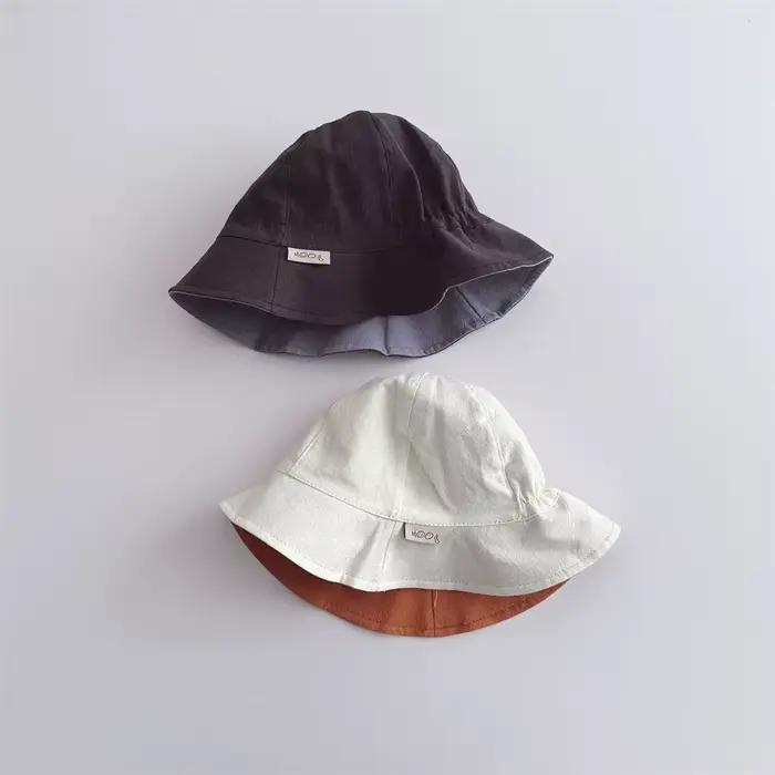 Casquette de poisson à laçage rayé pour enfants