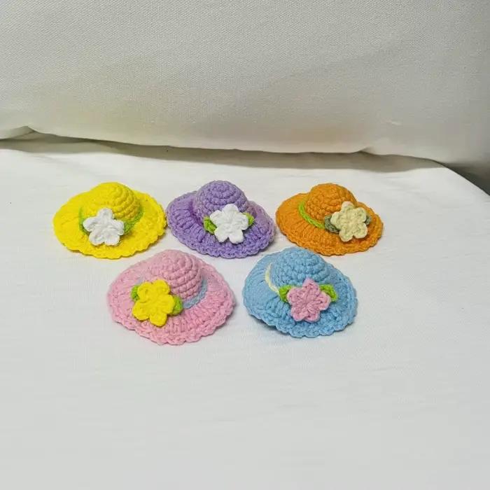Accessoires de décoration de mini chapeaux au crochet en coton motif floral pour vêtements bijoux et décoration de maison occassions spéciales