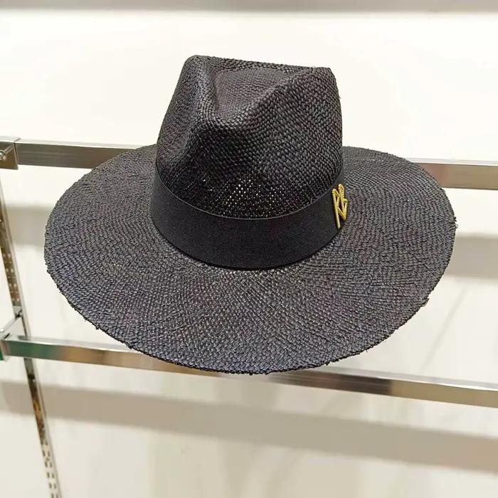 Chapeau de paille d'été 2025