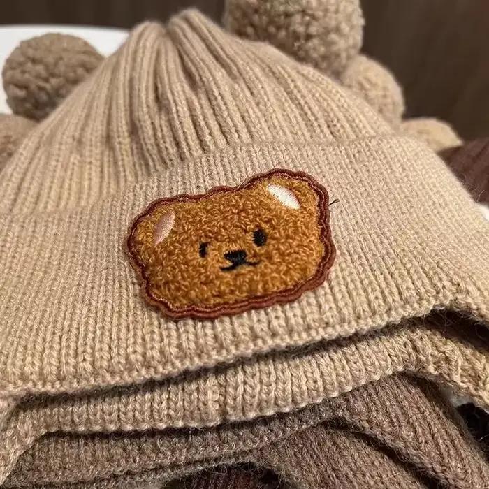 Chapeau de protection des oreilles d'ours en laine pour bébé