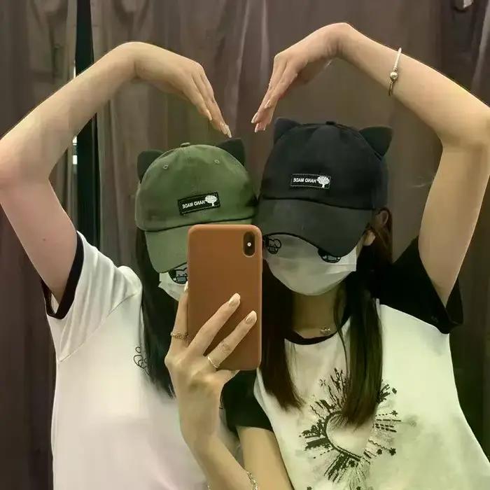 Casquette de baseball brodée avec oreilles de chat pour femme