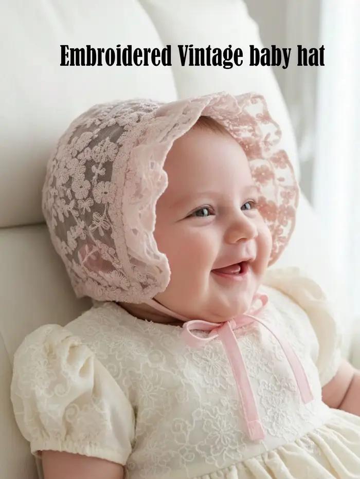 1 pièce Bonnet de baptême rétro en dentelle brodée pour bébé 0-8 mois