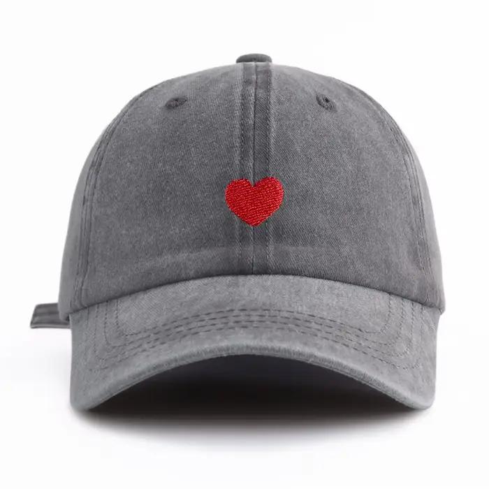 Casquette de baseball délavée brodée de cœur rouge pour adultes