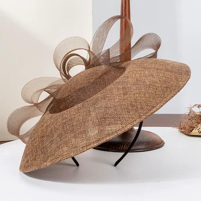 Chapeau Cloche français à large bord