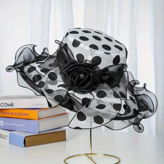 Chapeau de soleil léger pour femme avec un grand motif floral et un imprimé à pois