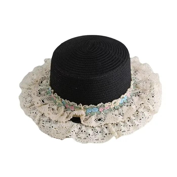 Chapeau de soleil Lolita doux en paille tressée à large bord et dessus plat