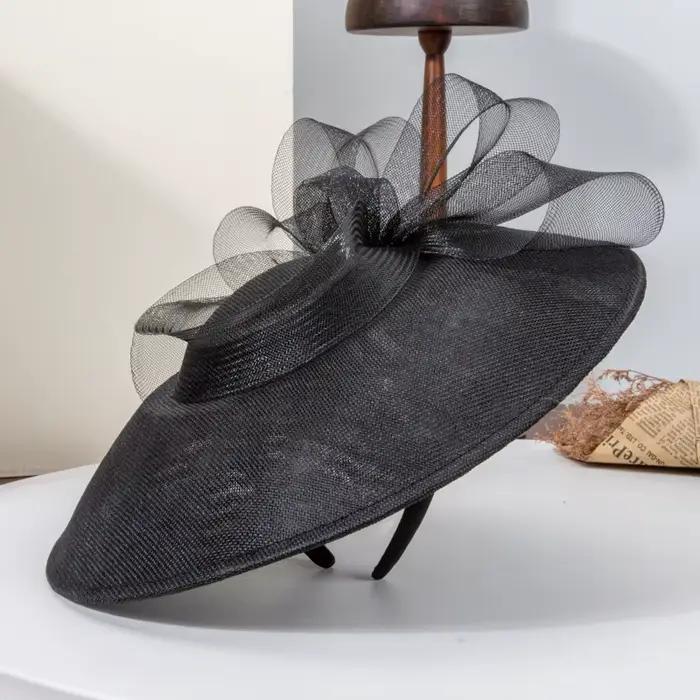 Chapeau Cloche français à large bord