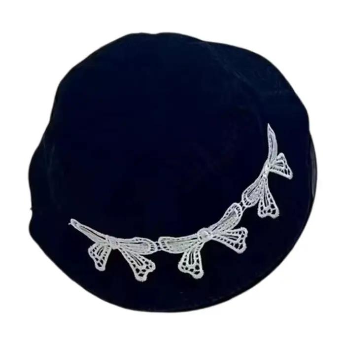 Chapeau pêcheur en dentelle avec nœud papillon 39BB