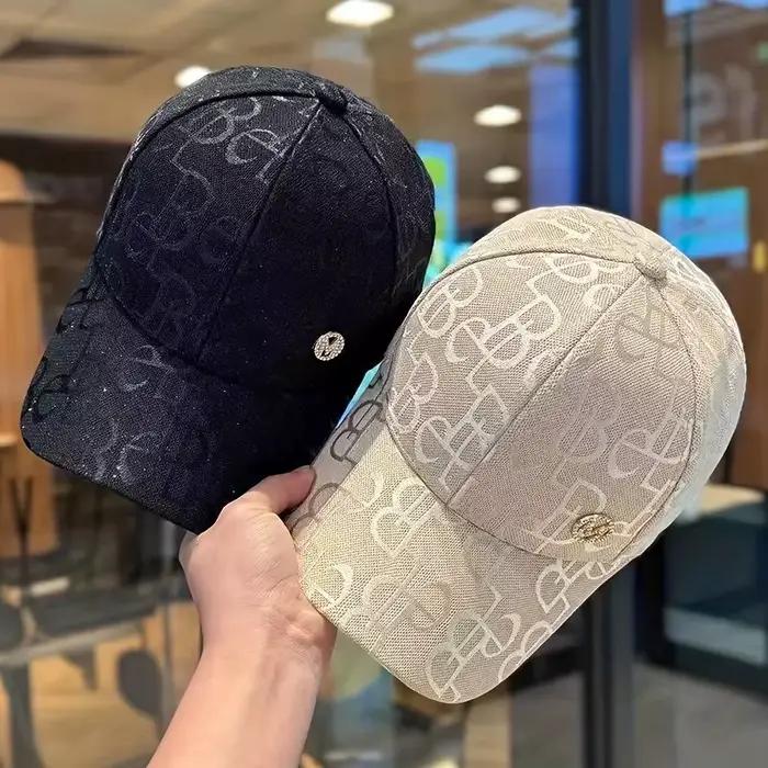 Casquette de baseball pour femme avec logo brodé ajustable