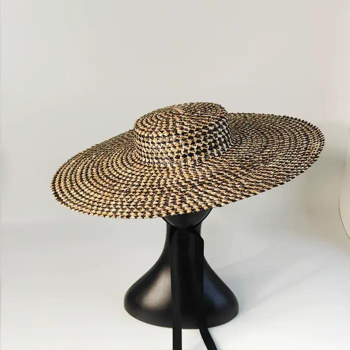 Chapeau de soleil en paille à large bord surdimensionné pour femme