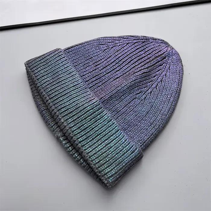 Chapeau tricoté holographique avec revêtement de couleur métallique pour hommes et femmes