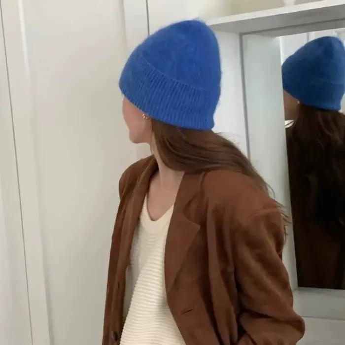 Chapeau tricoté fourrure de lapin doux et chaud pour femmes, style sportif, idéal pour l'hiver, voyage et occasions spéciales