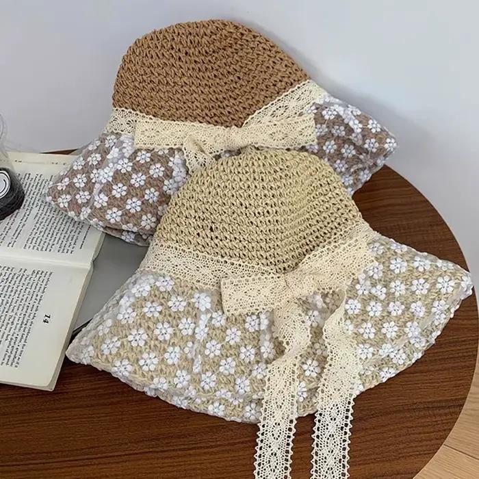 Chapeau de soleil élégant en paille respirant à fleurs pour femme