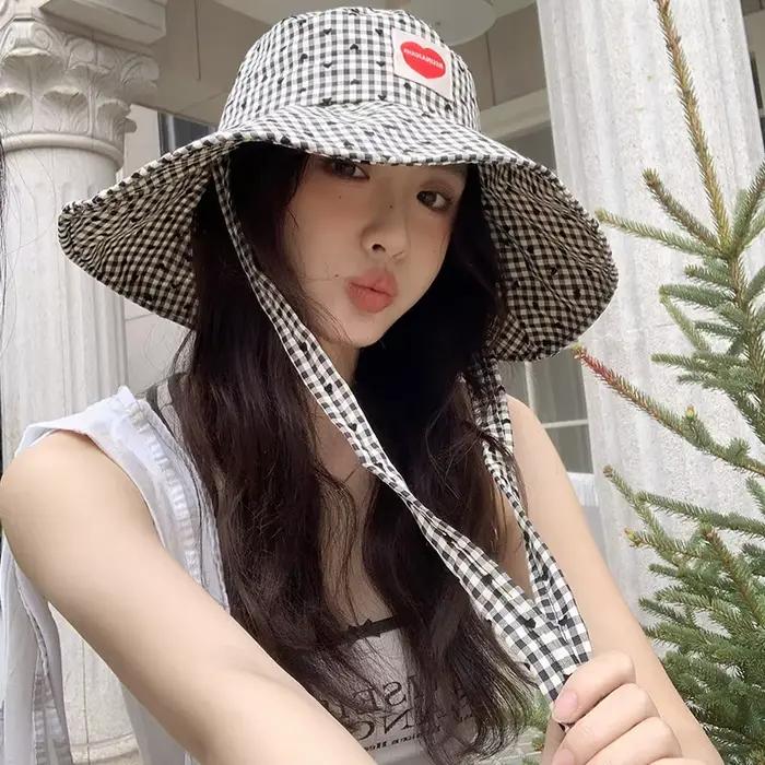Chapeau de pêcheur à carreaux polyester pour femme protection solaire plage voyage pliable avec lacets multifonctionnel élégant et confortable