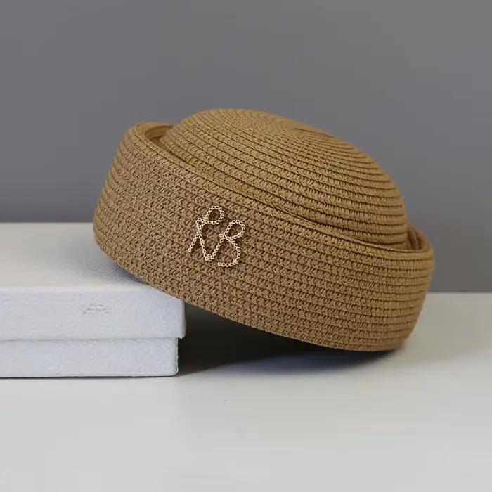 Chapeau cloche en paille