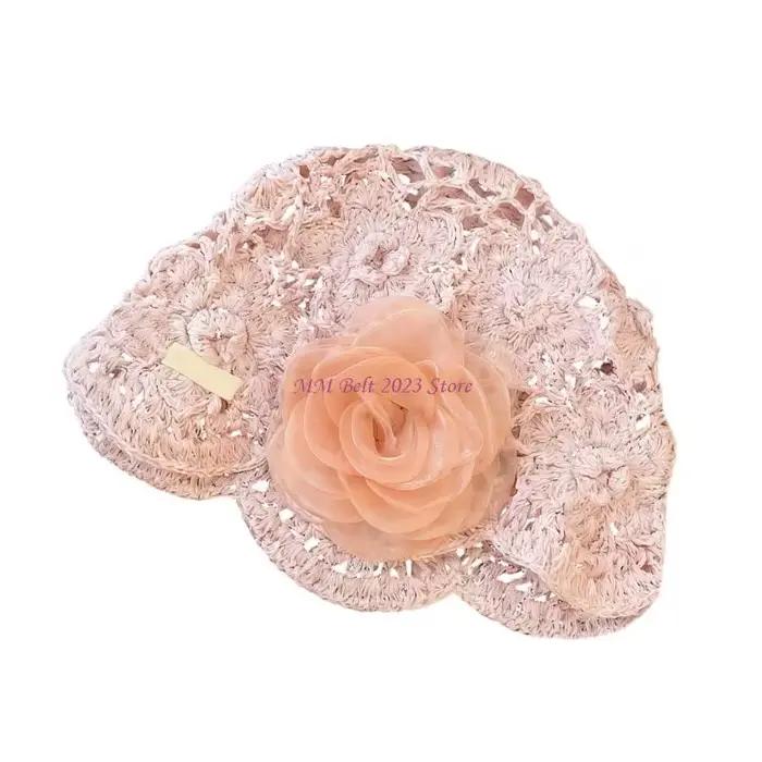 Chapeau crochet artisanal féminin 49ME avec dentelle arrangements complexes