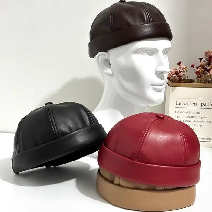 Chapeau rétro décontracté sans bords en cuir PU