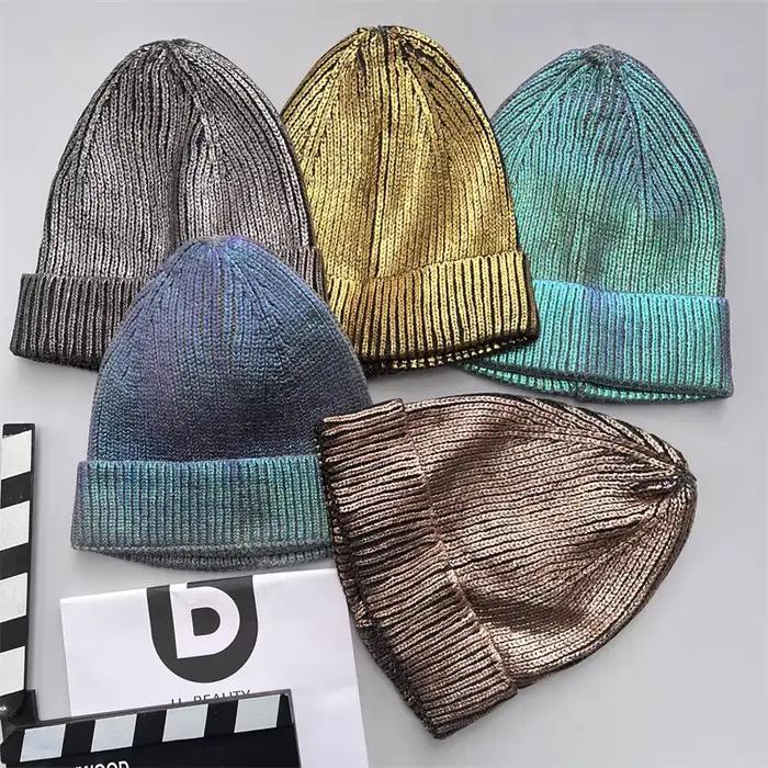 Chapeau tricoté holographique avec revêtement de couleur métallique pour hommes et femmes
