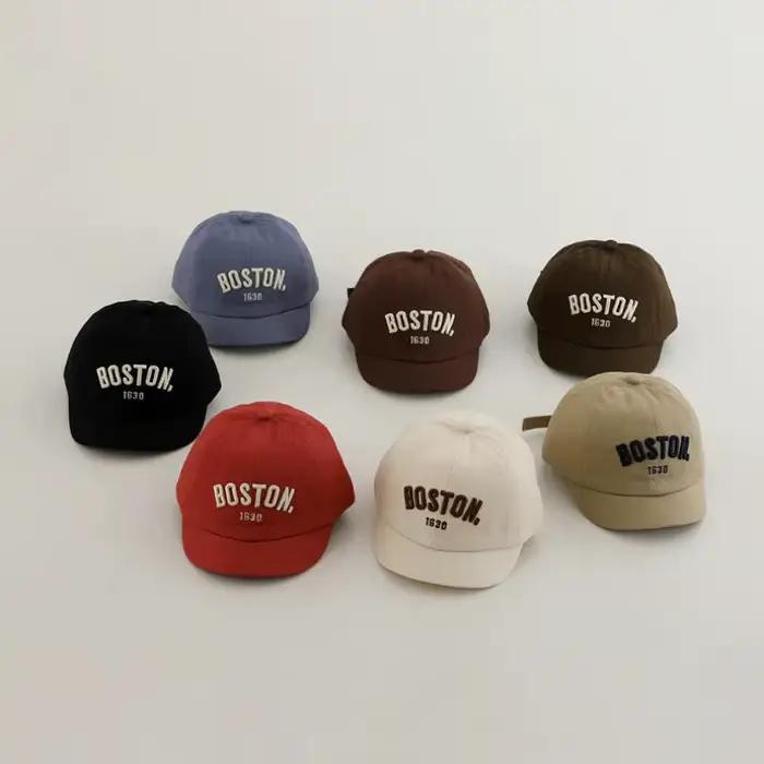 Nouvelle mode bébé lettre casquettes à pointe enfants broderie casquette de Baseball fille crème solaire chapeau