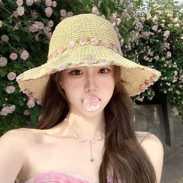 Chapeau de paille à large bord en dentelle pour femme