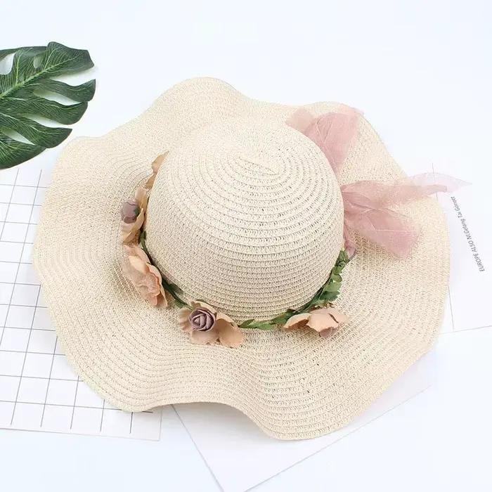 Chapeau de paille ondulé pour femmes