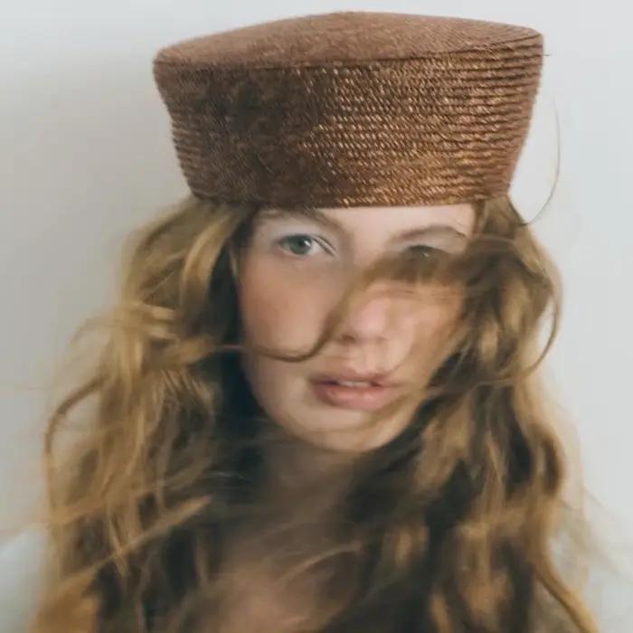 Chapeau bibi rétro français en paille pour plage et mariages unisexe élégant accessoire de mode occassions spéciales style sport finition noire