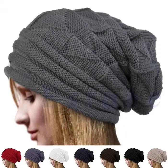 Chapeau tricoté d'hiver pour femmes