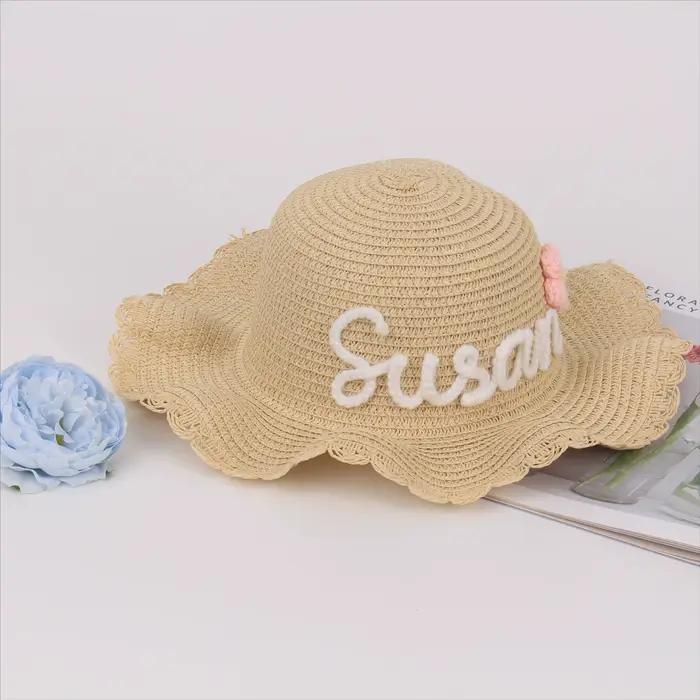 Chapeau de soleil brodé à la main personnalisé