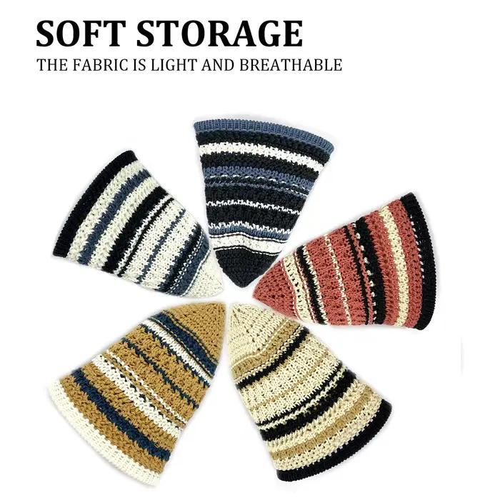 Bonnet creux tricoté à rayures colorées pour femme