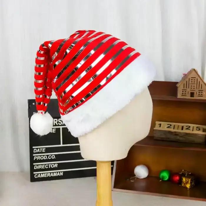 Chapeaux de noël à rayures brillantes