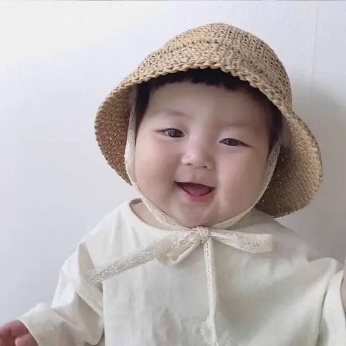 Chapeau en raphia tissé à la main pour enfants