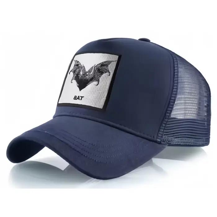 Casquette de baseball en maille brodée motif chauve-souris