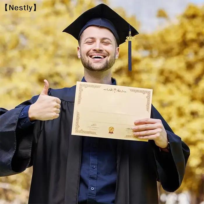Chapeau de graduation avec pompon pour lycée et diplôme universitaire