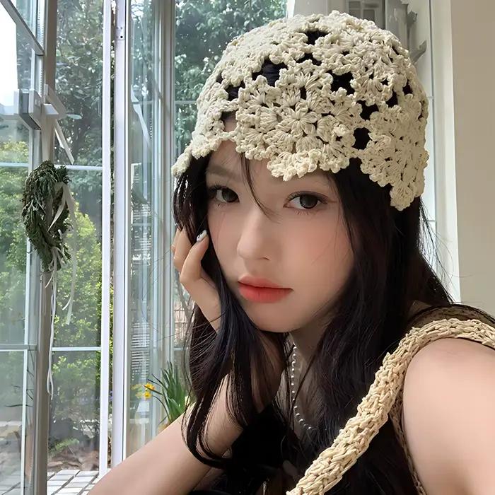 Bonnet en tricot japonais ajouré au crochet fait main
