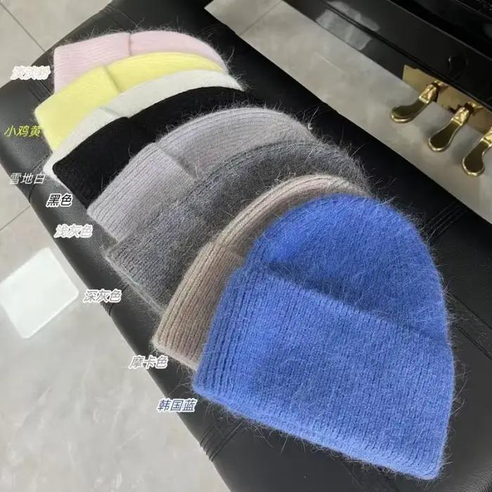 Chapeau tricoté fourrure de lapin doux et chaud pour femmes, style sportif, idéal pour l'hiver, voyage et occasions spéciales