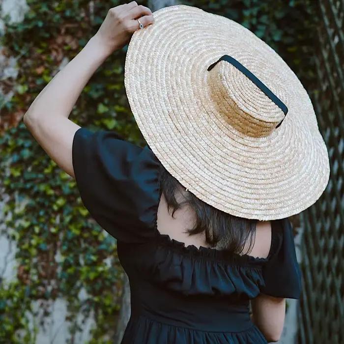 Grand Chapeau de Paille Naturelle pour Femme