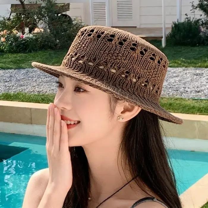 Chapeau de paille respirant à large bord style polyvalent décontracté tricoté calotte plate écologique léger ajouré pour printemps occasions spéciales