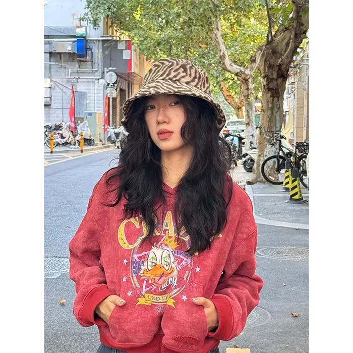 Chapeau ELFSAK 2025 à rayures zébrées en nylon et acrylique pour femmes, style Y2K vintage, élégant béret hivernal décontracté