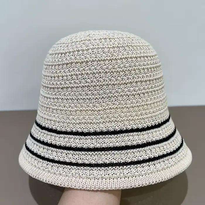Chapeau de plage respirant à rayures pour femme